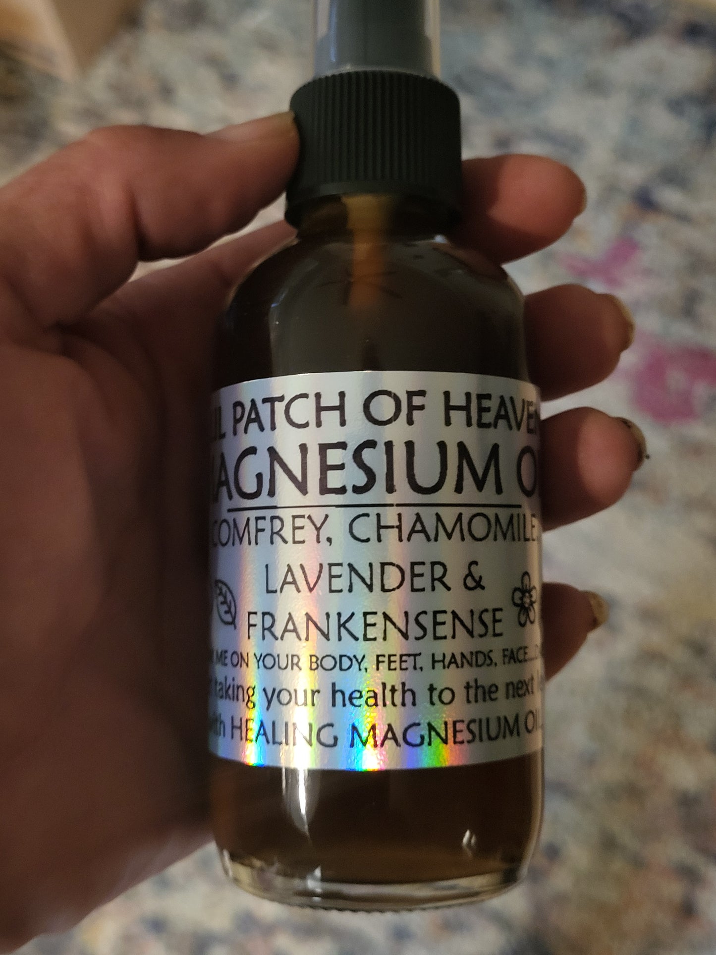 Magnesium Oil Body Spray - 4 ounces - Comfrey Root, Chamomile, Lavender & Frankincense SHIPS FREE