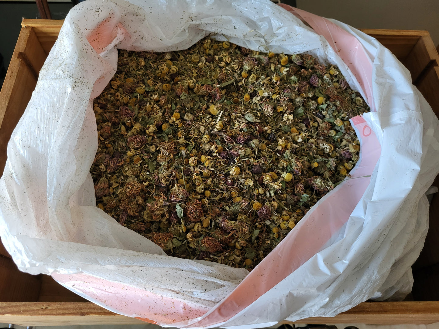 Medicinal Tea Blend, Hawthorn Berry, Red Clover Tops, Chamomile, Alfalfa, Wild Lettuce Organic - 12 ounce SHIPS FREE