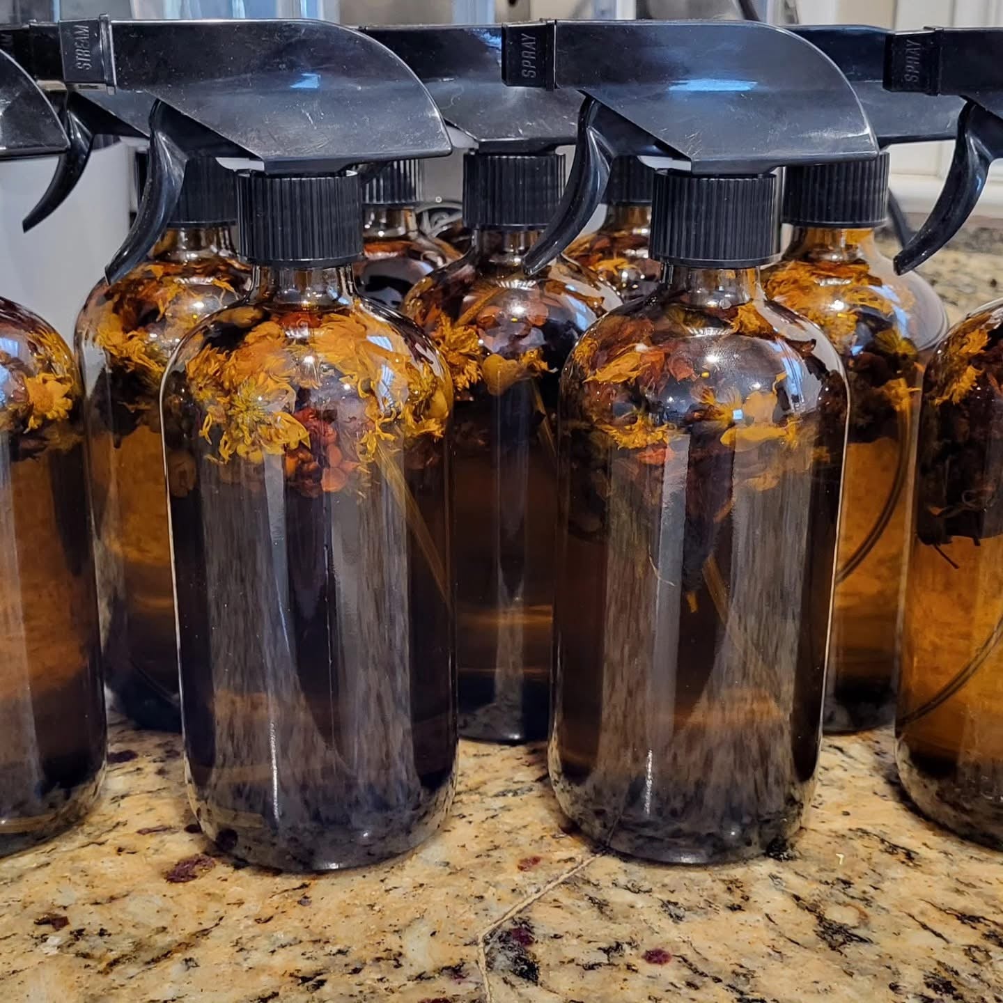 Magnesium Oil Body Spray - Sensitive Blend - 16 ounces SHIPS FREE
