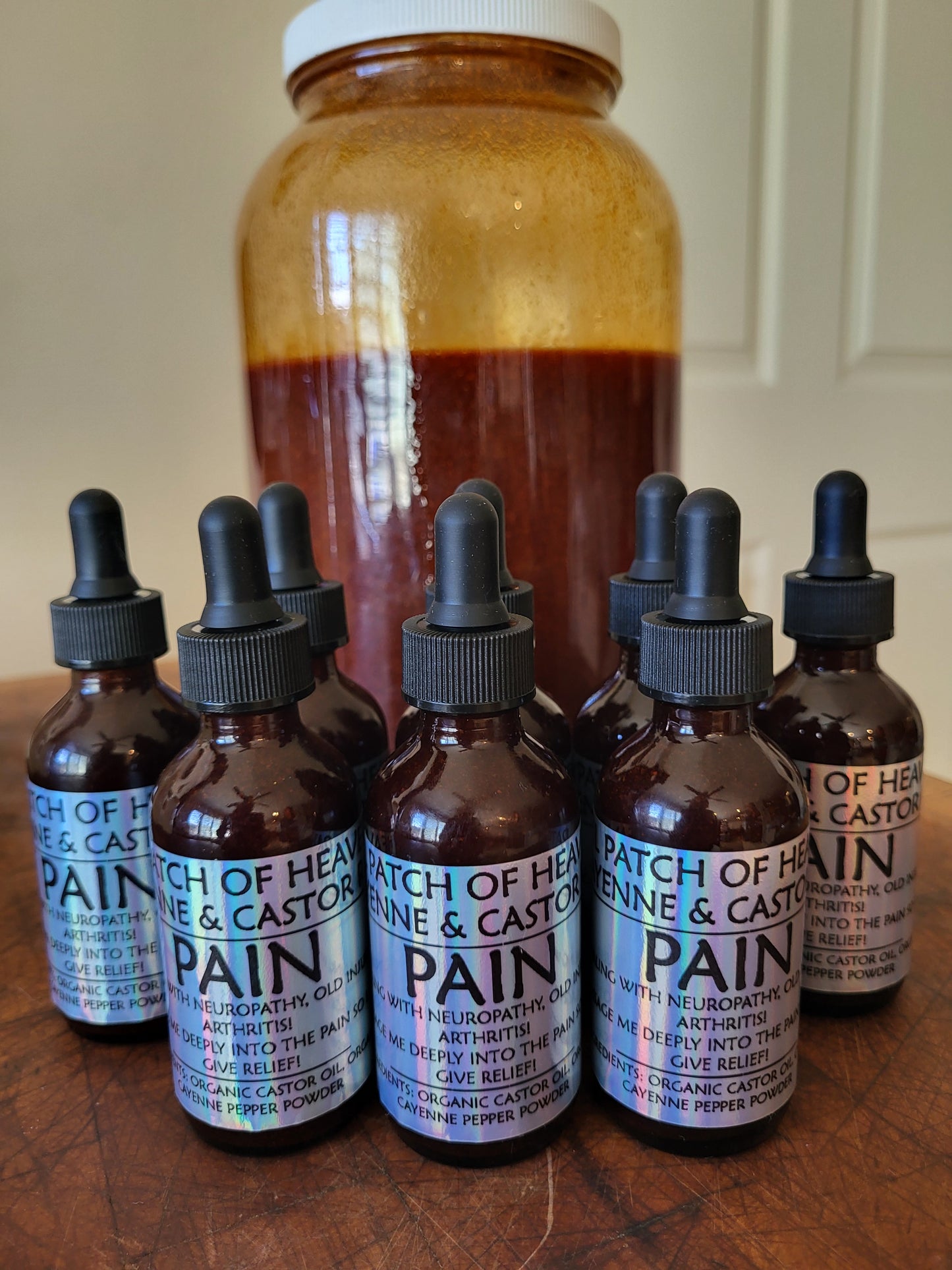 PAIN Relief Rub Organic with CASTOR OIL & CAYENNE PEPPER- 2 oz SHIPS FREE