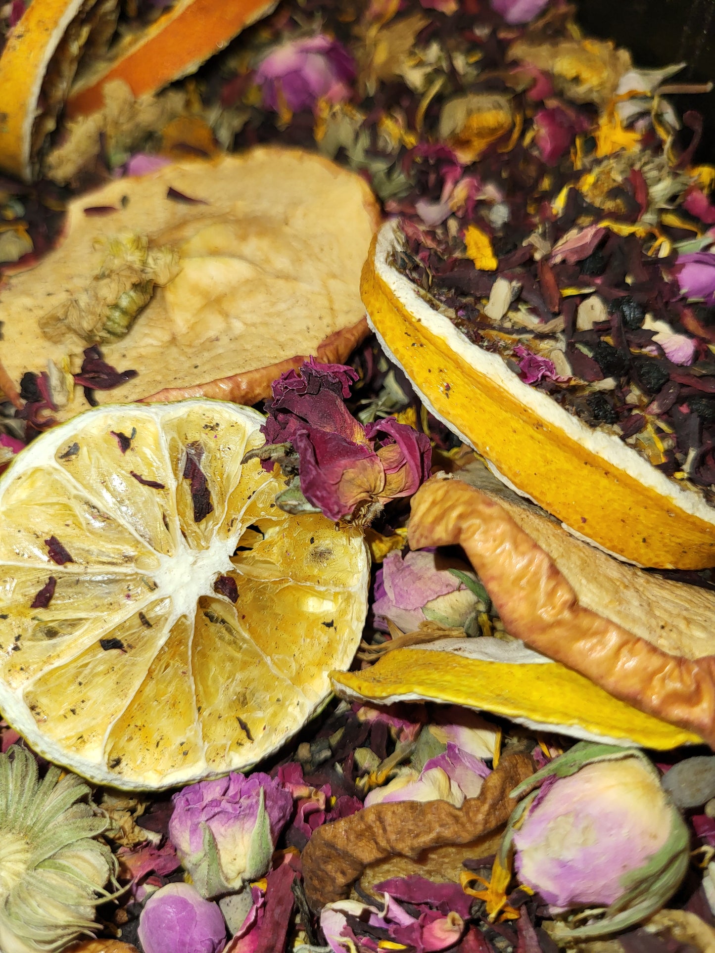 Summertime Delight Medicinal Tea-4.4 oz ORGANIC-Grapefruit, Lemon, Sweet Lime, Lime, Cara Cara Orange, Hibiscus, Elderberry, Comfrey Root, Calendula, Chrysanthemum, Star Anise-FREE SHIP