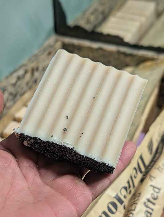 Artesian Herbal Soaps Vanilla with Bamboo Holder & Sisal Scrub Bag - Coconut Oil, Olive Oil, Avocado Oil- ORGANIC - Color White with Poppy Seeds -FREE SHIPPING