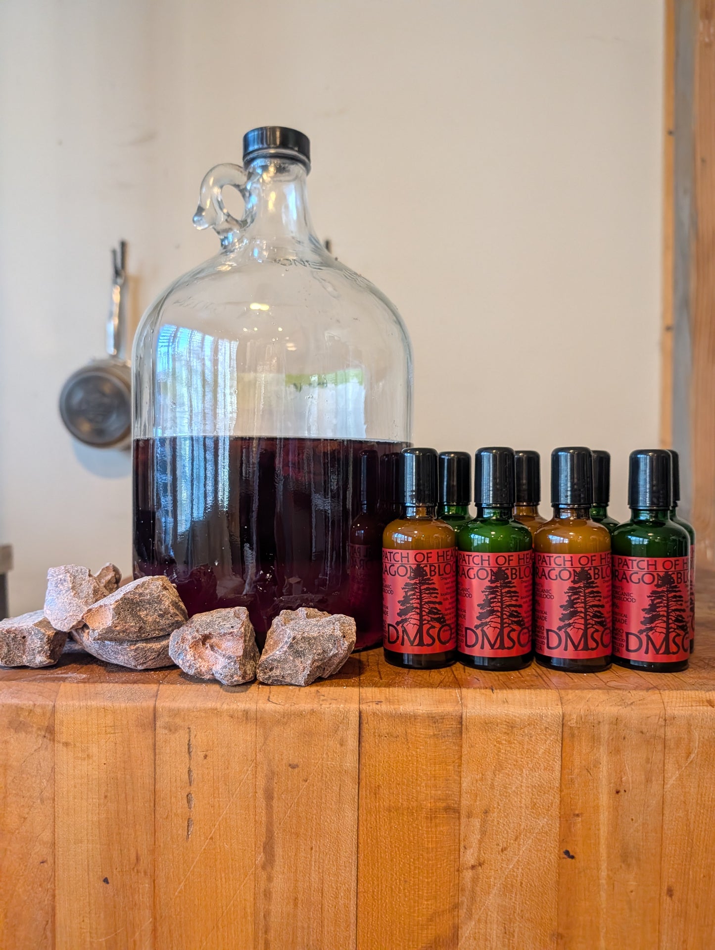 Medicinal Rollerball - 99.9 PURE DMSO infused with ORGANIC DRAGONSBLOOD - 70% DMSO INFUSION 30% DISTILLED WATER- 50ml SHIPS FREE