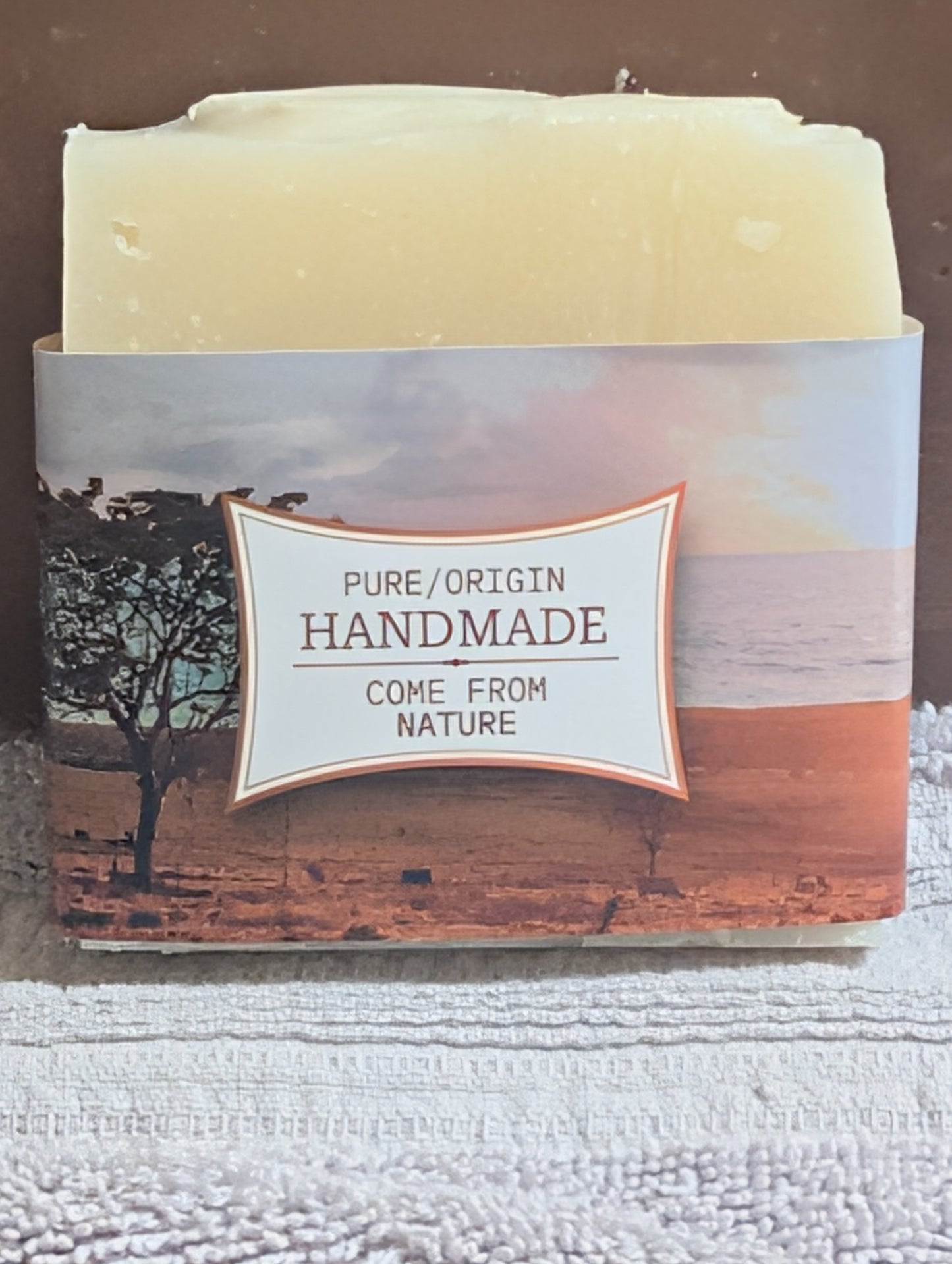 Artesian Herbal Soaps - BEEF TALLOW- CASTOR OIL- For Skin Issues- -with Bamboo Holder & Sisal Scrub Bag -BERGAMOT & LEMON ESSENTIAL OIL- ORGANIC - Color WHITE -FREE SHIPPING