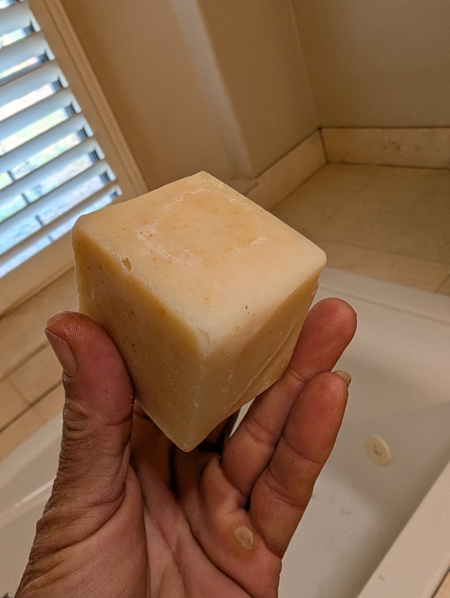 Artesian Herbal Soaps - 100% Beef Tallow- Moisturizing- -with Bamboo Holder & Sisal Scrub Bag - Yling YLang ,Lavender, 50% Pork Lard 50% Coconut Oil Orange ESSENTIAL OIL- ORGANIC - Off White , Light Lilac- Family Pack 5 Soaps-FREE SHIPPING