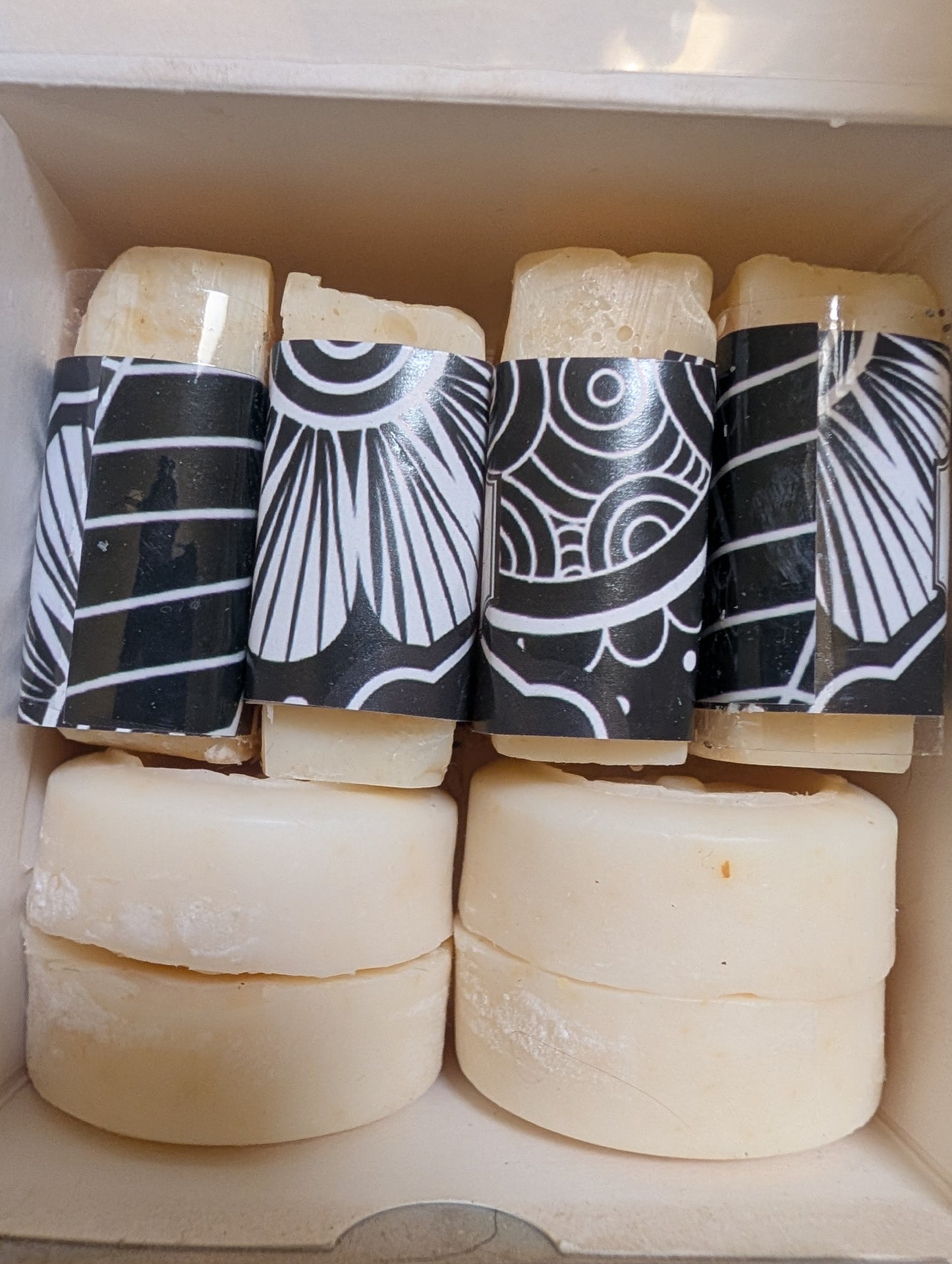 Artesian Herbal Soaps-with Bamboo Holder & Sisal Scrub Bag -50% Pork Lard 50% Coconut Oil ,Sweet Orange, 100% Beef Tallow -Yling Ylang, Blue Tansy ESSENTIAL OIL-8 Soaps- conditioning , moisturizing - Off White,-FREE SHIPPING