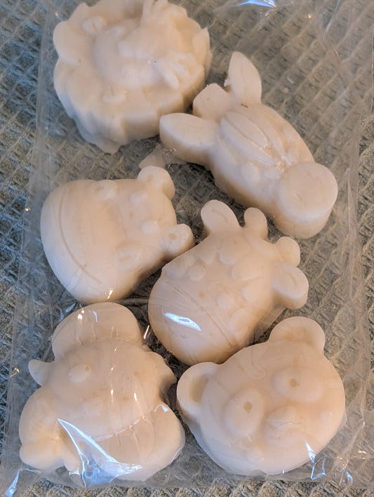 Artesian Herbal Soaps - 100% Beef Tallow Kids Animals- 1-package-Antimicrobial, Antiviral, Antifungal- -with Bamboo Holder & Sisal Scrub Bag - Blue tansy & Yling Ylang ESSENTIAL OIL- ORGANIC - Color white -FREE SHIPPING